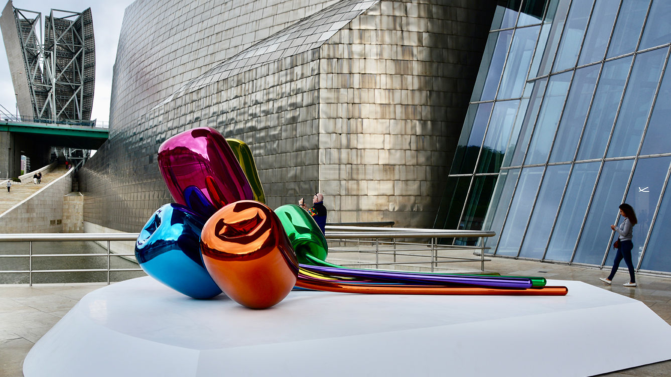 Guggenheim Bilbao Jeff Koons